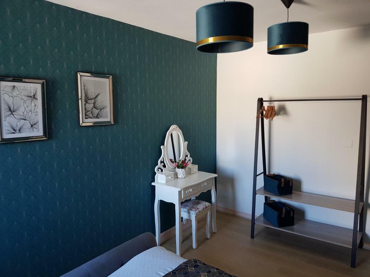 Appartamento 221B Chic et coloré !!! Châteauroux Esterno foto