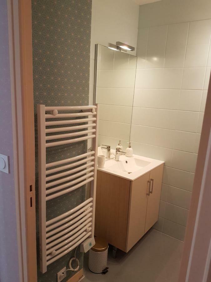 Appartamento 221B Chic et coloré !!! Châteauroux Esterno foto